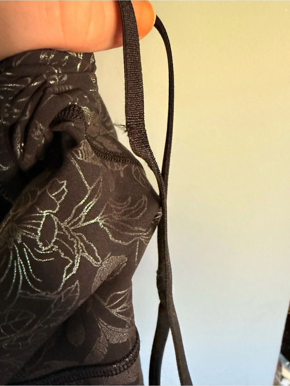 lululemon athletica wunder train rare floral logo design size 14🥀🥀🥀